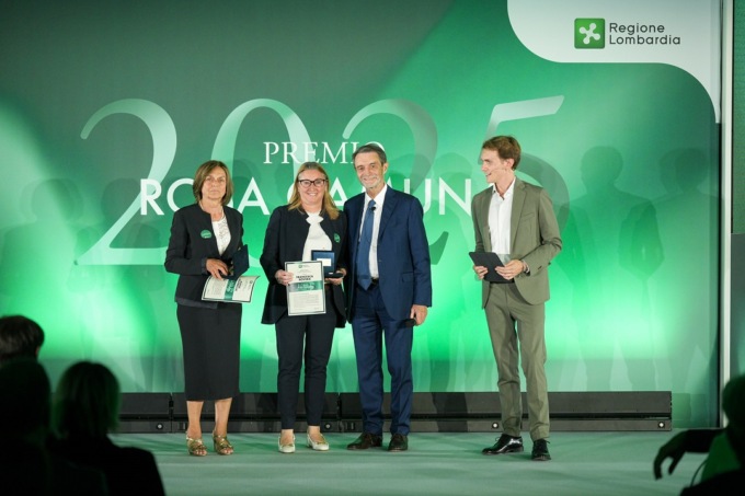 Adele Sgarella riceve il Premio Rosa Camuna: “Dalla mia malattia deriva l’impegno per la Breast Unit Pavese”