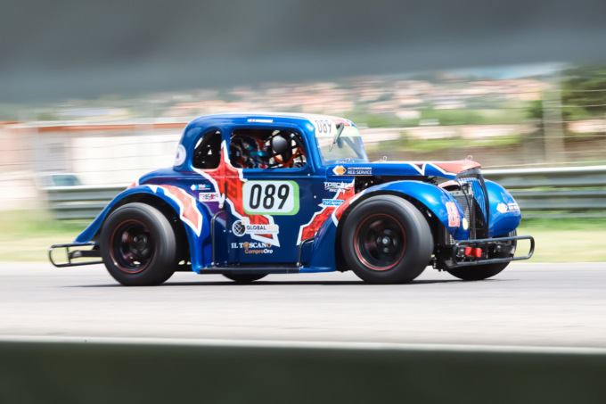 La Toscano Racing torna in pista per la seconda tappa del Campionato Legend Cars Italia 2025