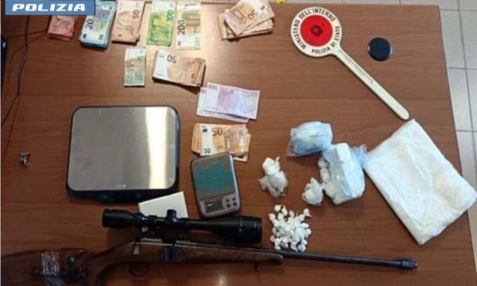Maxi sequestro di cocaina a Vigevano: due arresti e recuperato un fucile rubato