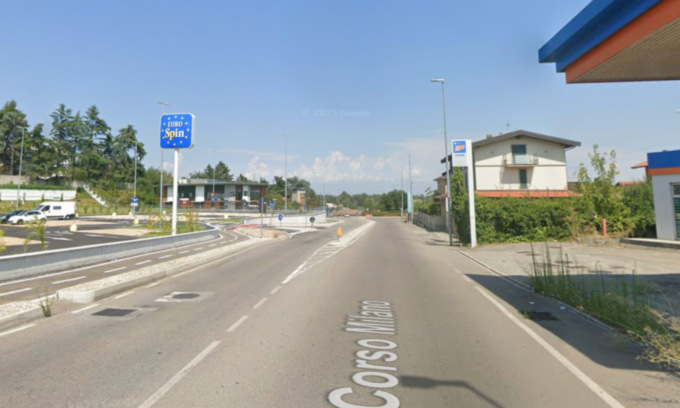 Scontro tra più auto a Vigevano, tra i coinvolti anche una bimba di 1 anno e una 14enne