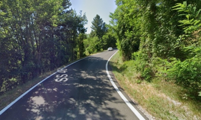 Violento scontro tra moto: una delle tre persone coinvolte trasportata in elisoccorso