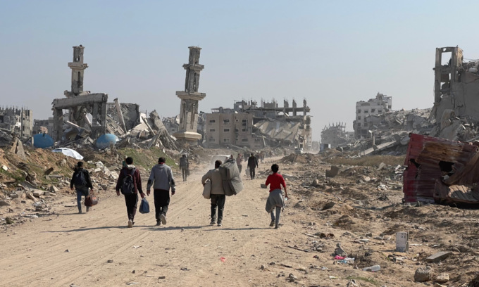 Pavia si schiera per la pace: solidarietà al popolo di Gaza