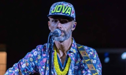 I Safari portano Jovanotti a Cura Carpignano sul palco di R-Estaste