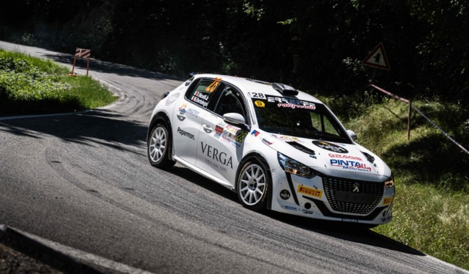 Davide Nicelli trionfa ancora: è vittoria al Rally di Castiglione Torinese