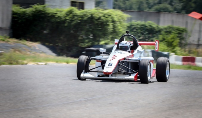 Daniele Brandolini in pista con la Predator PC010: test ufficiali per il pilota della Toscano Racing