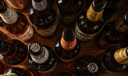 Sorpreso con oltre 100 confezioni tra birra e superalcolici pronte per la vendita abusiva