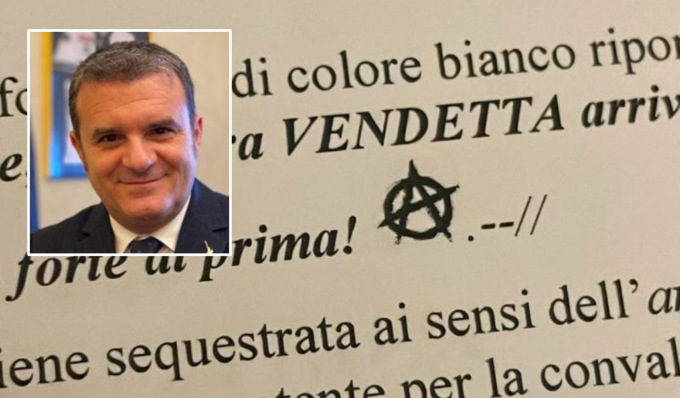 Minacce al vicepresidente del Senato Centinaio: “Lettera anonima con simboli anarchici”