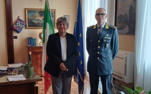 Nuovo Comandante della Guardia di Finanza a Pavia: primo incontro istituzionale con il Prefetto