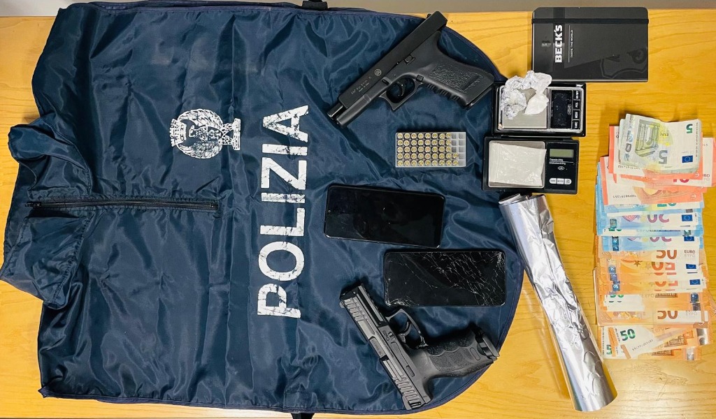“Droga Delivery”, a domicilio al posto del cibo arrivava cocaina: 11 indagati a Pavia
