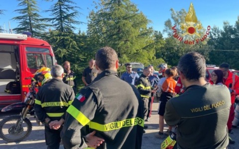 Ragazza dispersa nei boschi di Romagnese, scattano le ricerche