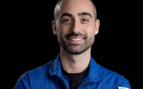 Uno sguardo oltre le stelle: incontro pubblico a Pavia con l’Astronauta ESA Andrea Patassa