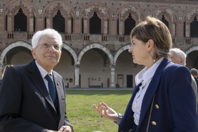 Il Presidente Mattarella a Pavia visita il CNAO e la mostra sugli arazzi della Battaglia di Pavia: “Patrimonio da valorizzare”