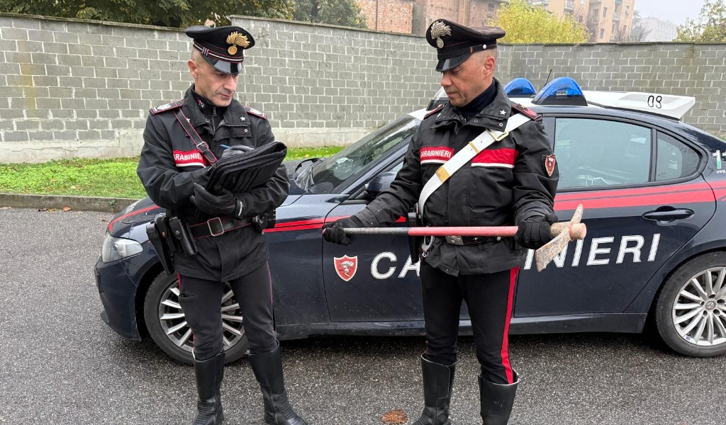 Armato di piccone tenta un furto nella discoteca “Le Fonti di Recoaro” di Broni, ma scatta l’allarme