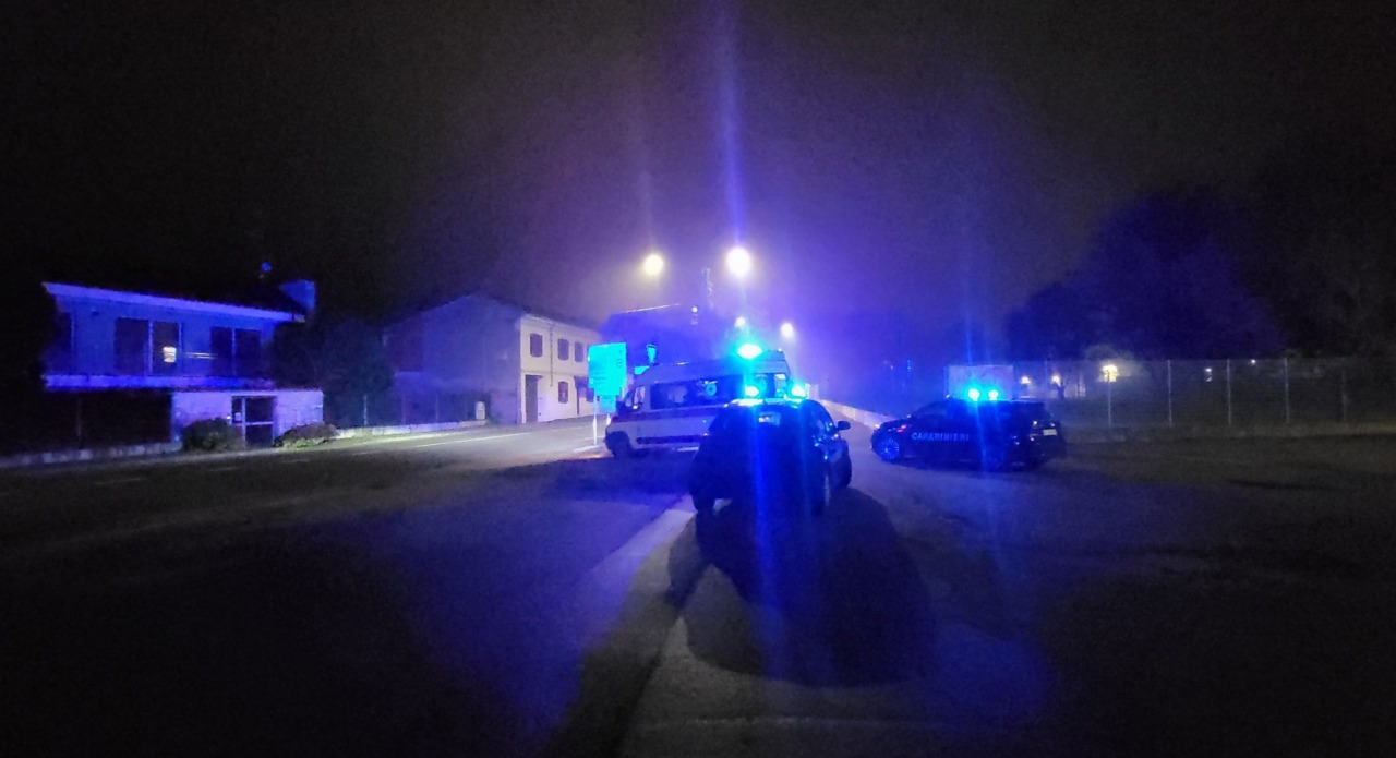 Palestro, tensione al cimitero comunale: arrivano Carabinieri e 118