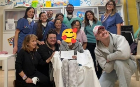Olly tra i piccoli pazienti dell’Oncoematologia Pediatrica del San Matteo per realizzare il sogno di Matilde