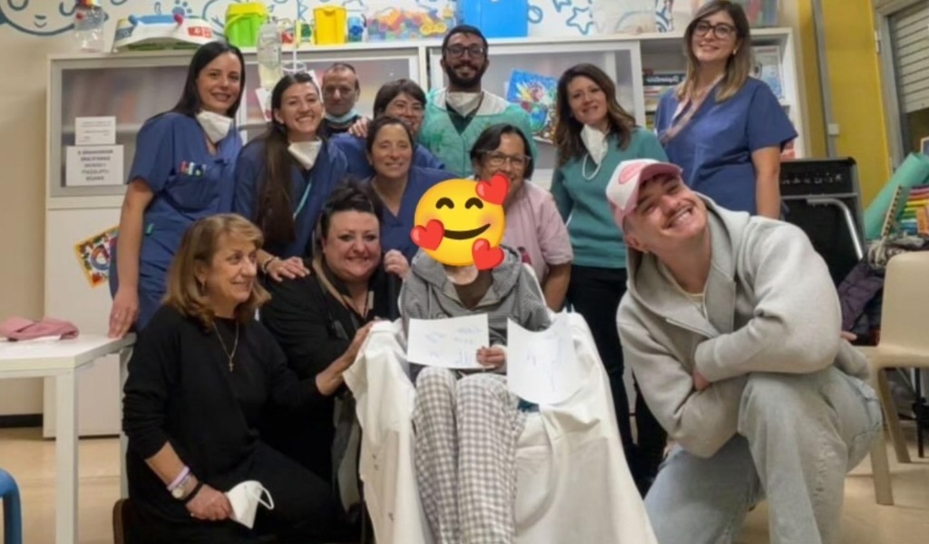 Olly tra i piccoli pazienti dell’Oncoematologia Pediatrica del San Matteo per realizzare il sogno di Matilde