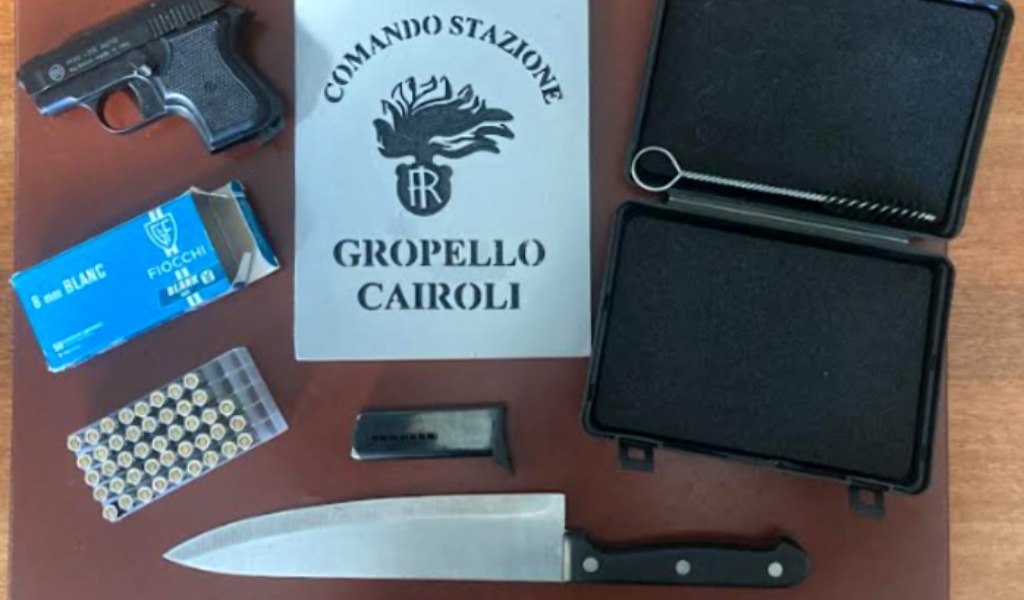 La lite al bar degenera, spunta un coltello e viene sparato anche un colpo di pistola