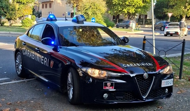 Rapina a Casteggio: minacciano di morte conducente NCC e lo derubano di 40 euro