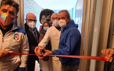 Nuovi spazi per i piccoli pazienti: rinnovato il Day Hospital di Oncoematologia Pediatrica al San Matteo grazie a ragazzi guariti dalla leucemia