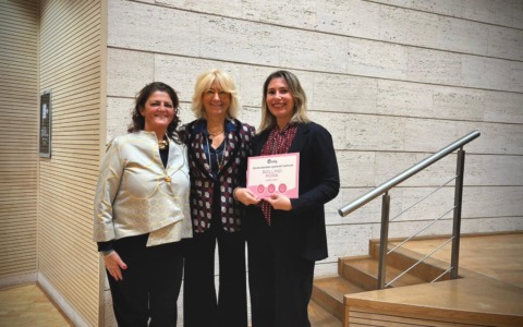 Ospedale a misura di donna: confermati i 3 Bollini Rosa al San Matteo di Pavia