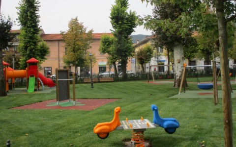 A Voghera scatta l’orario invernale dei parchi gioco: più aree aperte tutto l’anno