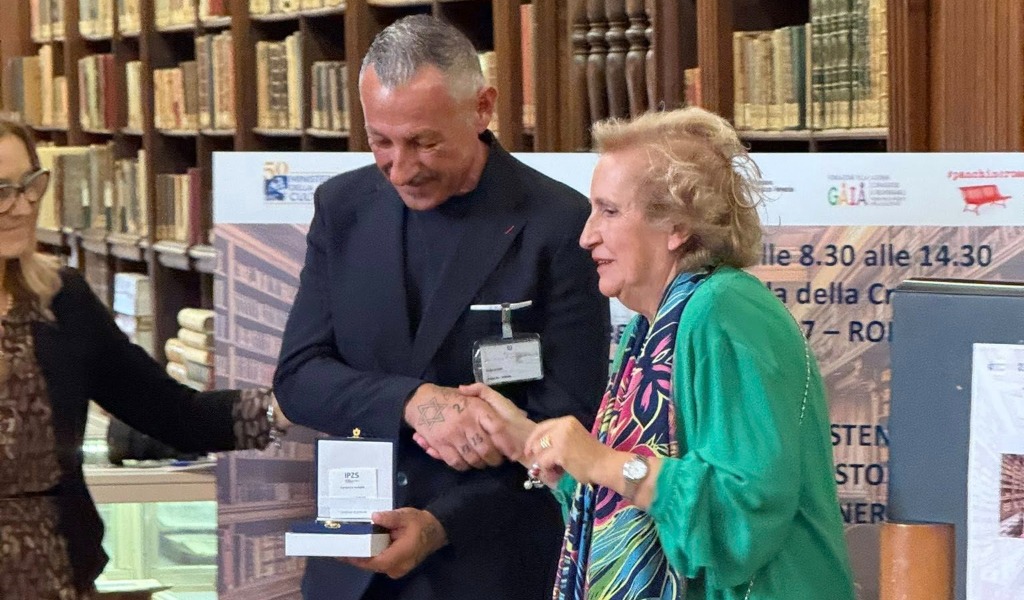 Il pavese Stefano Bressani premiato con la Medaglia degli “Uomini Illuminati”