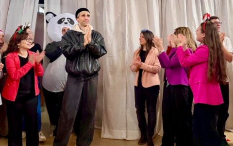 Donare sorrisi e far sentire i bambini dei piccoli “Supereroi”: Mr Rain alla Festa della Pediatria del San Matteo