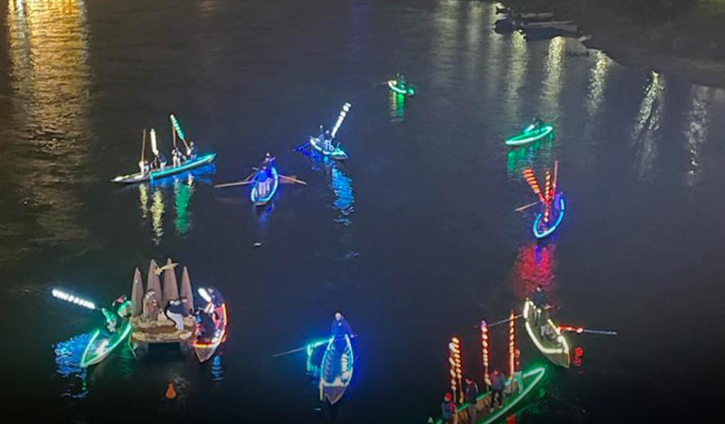 Condizioni meteo avverse, annullato il tradizionale corteo delle barche illuminate