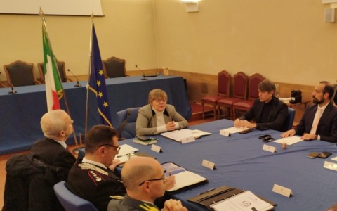 Più sicurezza nei locali pubblici: sottoscritto Protocollo tra Prefettura, Comuni ed esercenti