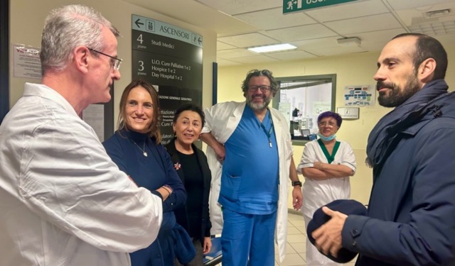 Il Sindaco Michele Lissia in visita alle Cure Palliative della Maugeri di Pavia