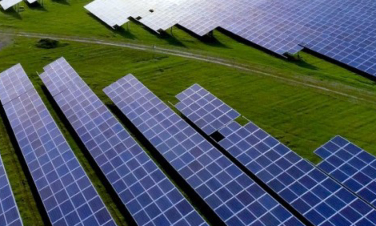 Maxi impianto agrivoltaico tra il Pavese e il Lodigiano, ma i Comuni coinvolti non ci stanno