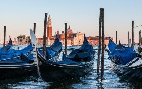 Derubavano i turisti a Venezia, due borseggiatrici di 31 e 25 anni rintracciate a Voghera e Genova