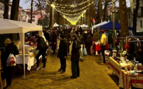 A dicembre il Mercatino del Ri-Uso di Pavia fa il bis: doppio appuntamento lunedì 8 e domenica 14