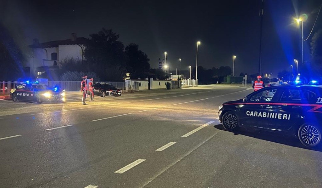 Targa dell’auto falsificata e spaccio di stupefacenti: quattro persone denunciate