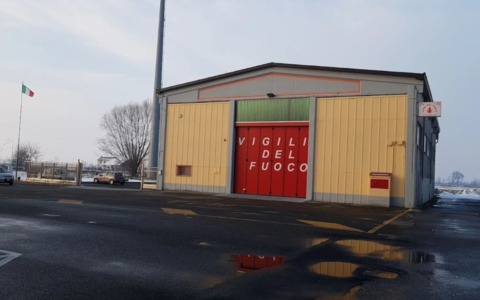 Furto alla caserma dei Vvf di Mede: via con attrezzi da soccorso del valore di decine di migliaia di euro