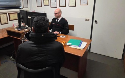 Polizze fantasma e “Money Mule”: smantellata rete di riciclaggio in Lomellina