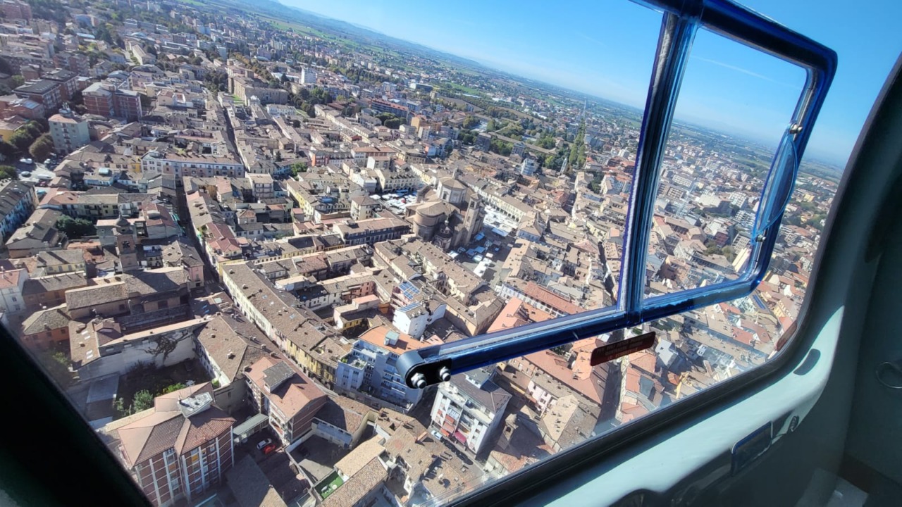 La sicurezza arriva dal cielo: controlli aerei dei Carabinieri sul territorio vogherese