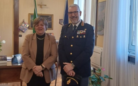 Sicurezza in stazione (e non solo): il Prefetto di Pavia accoglie il nuovo dirigente della Polfer Lombarda
