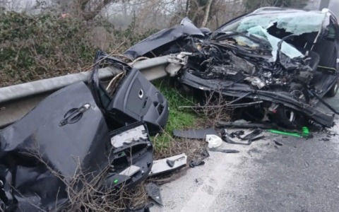 Frontale contro un tir a Landriano, Daniela perde la vita a 58 anni: era madre di tre figli