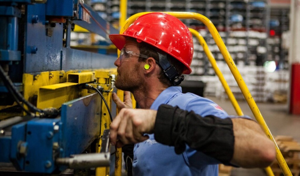 Pavia consolida la crescita manifatturiera nel 2025 grazie a un export in forte espansione