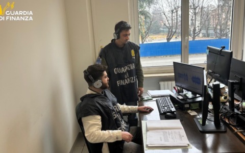 Maxi sequestro da 1,9 milioni di euro: smantellata rete di frode ai danni del PNRR