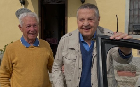 Il “Ragazzo di Campagna” torna nel Pavese: Renato Pozzetto avvistato a Spessa