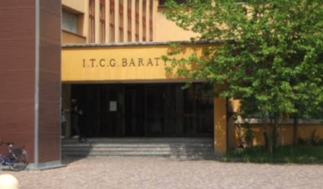 Panico al “Baratta”, identificato il giovane con la pistola: è un minore di Voghera