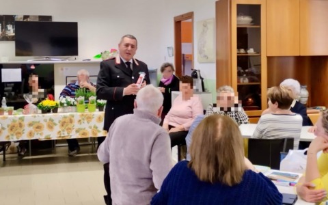 Truffe agli anziani: l’Arma scende in campo. I consigli dei Carabinieri per non cadere in trappola