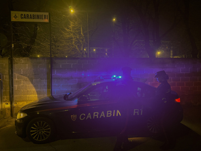 Furiosa lite tra coinquilini finisce con accoltellamento: arrestato un uomo per tentato omicidio