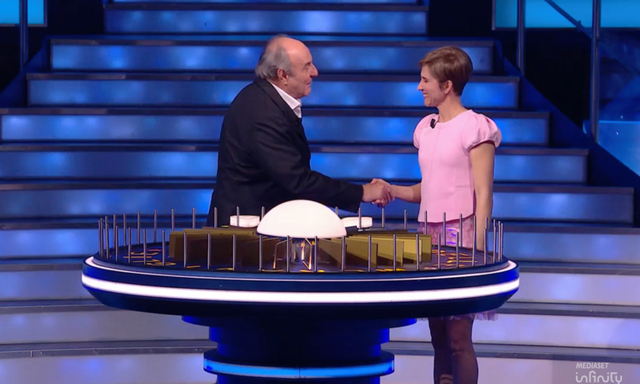 La prof Lavinia da Pavia campionessa a “La ruota della fortuna”, vinti quasi 40mila euro