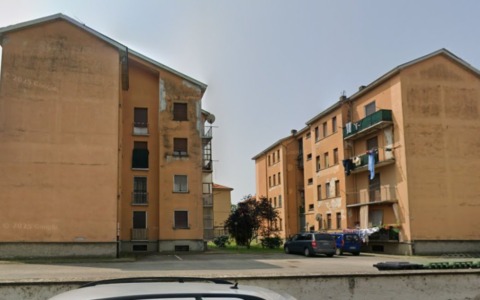 Sgomberato (e murato) a Vigevano appartamento Aler occupato abusivamente