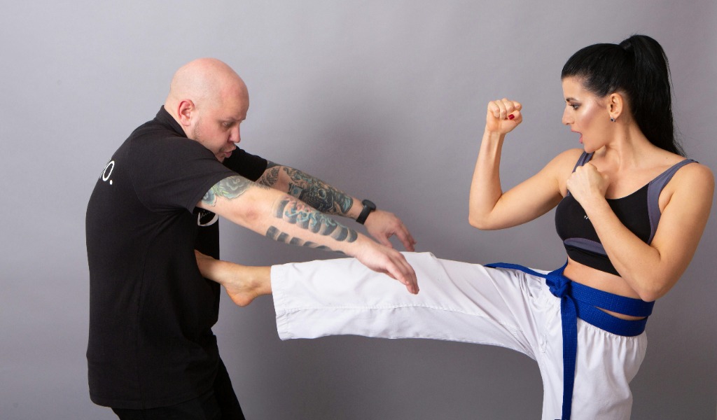 A Voghera un corso gratuito di difesa personale per imparare a sentirsi più sicuri