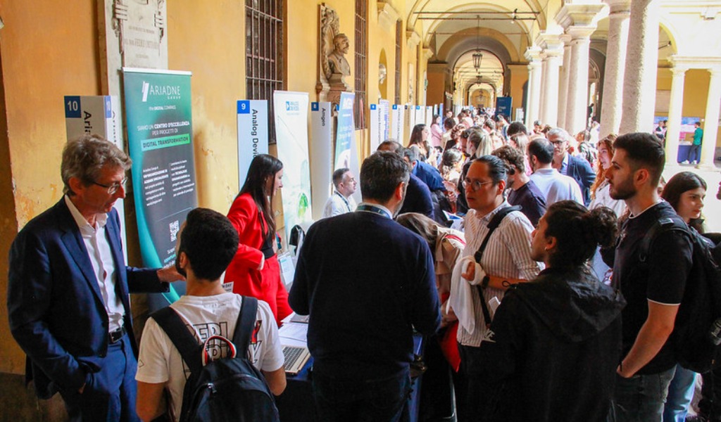 Università di Pavia, torna la “Career Fair 2026”: un ponte tra studenti e mondo del lavoro