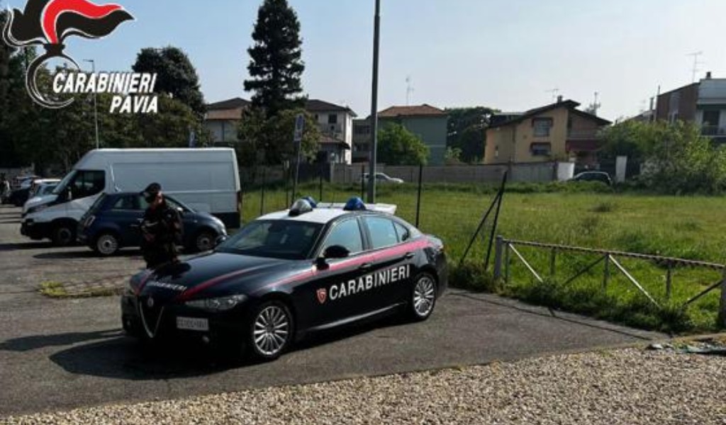 Tragedia sfiorata al supermercato: minaccia di uccidersi tagliandosi la gola con un taglierino
